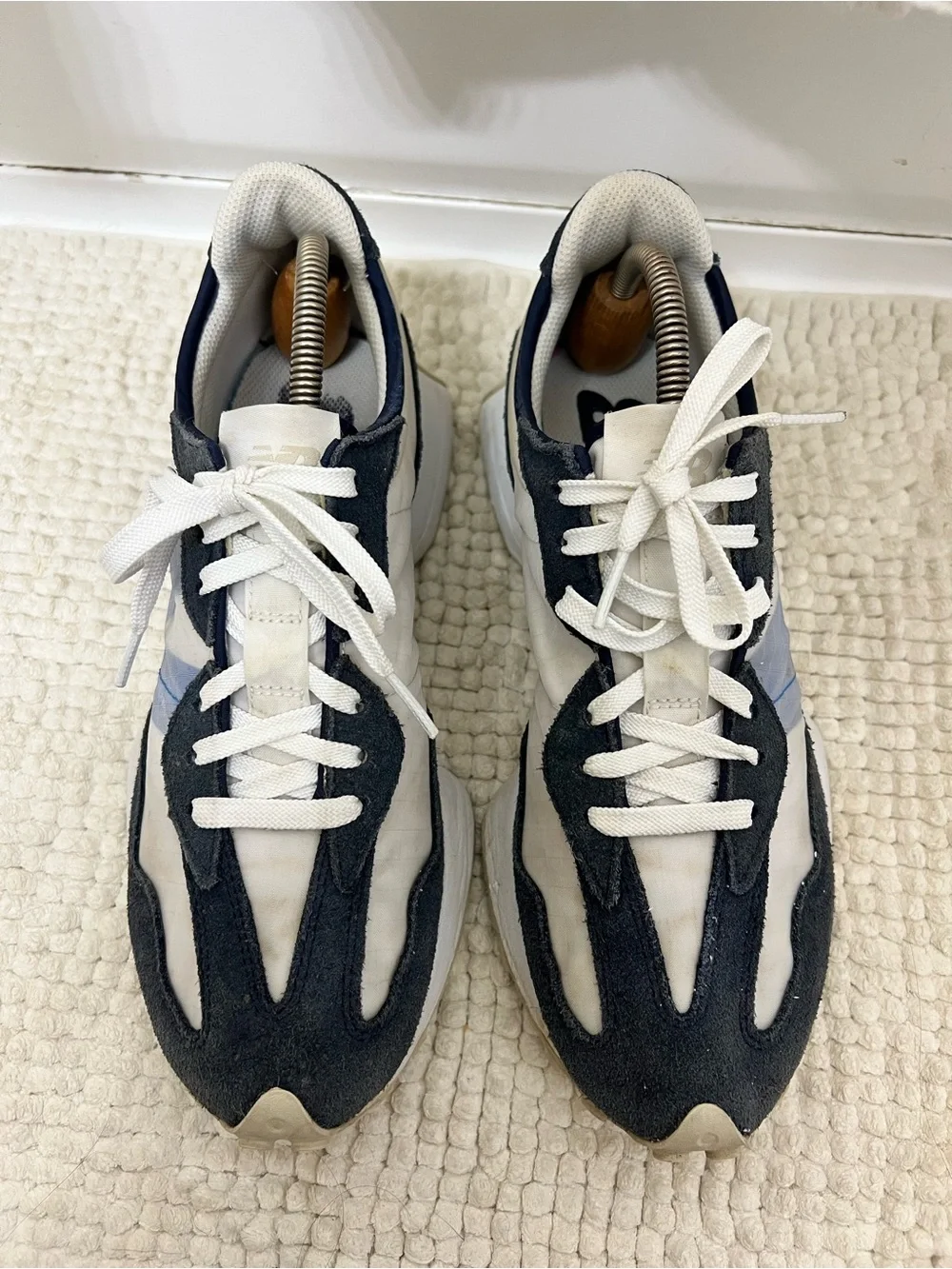 New Balance 327 MS327SV Men’s Size 9 Natural Indigo White Blue Retro Lifestyle